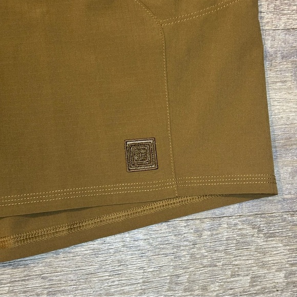 5.11 Tactical Shorts Mens 42 Brown Recon Vandal Flat Front 4 Way Stretch Outdoor - Picture 3 of 9